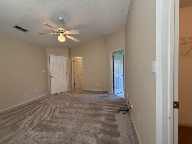 Building Photo - 1322 Hidden Timbers Pl