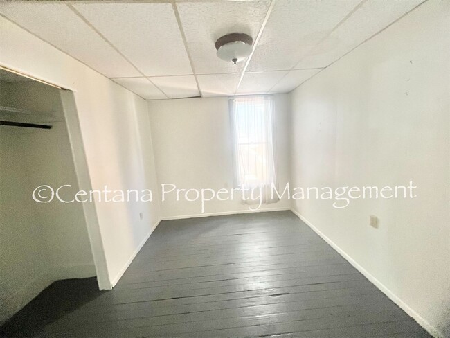 Building Photo - 648 S Colorado St