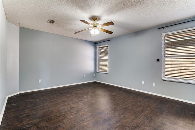 Building Photo - 1519 Greenbrook Dr