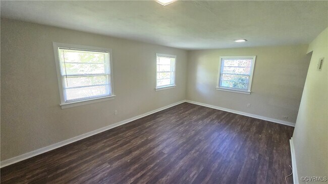 Building Photo - 8010 Anoka Rd