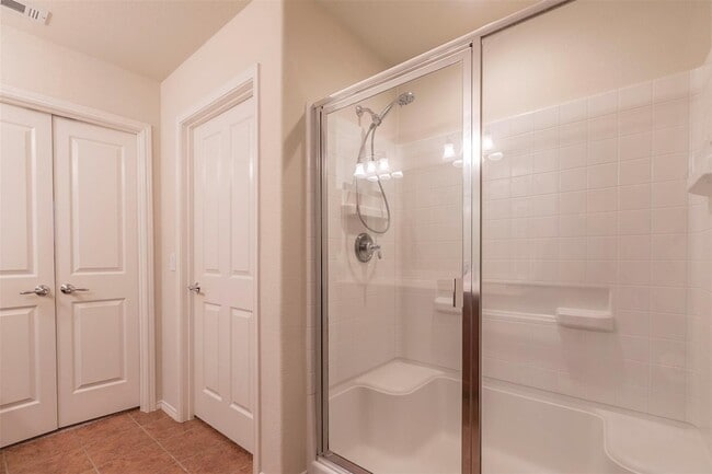 Building Photo - 7414 Birmingham Forest Dr