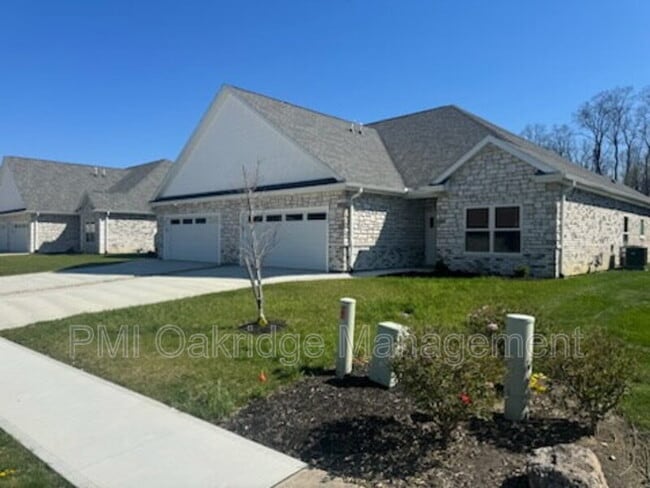 Building Photo - 955 Winter Ridge Dr