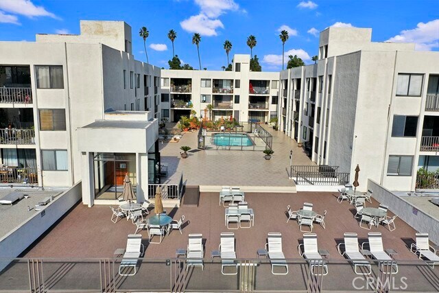 Building Photo - 1140 E Ocean Blvd