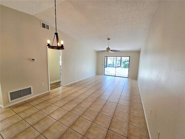 Building Photo - 1225 56th St W