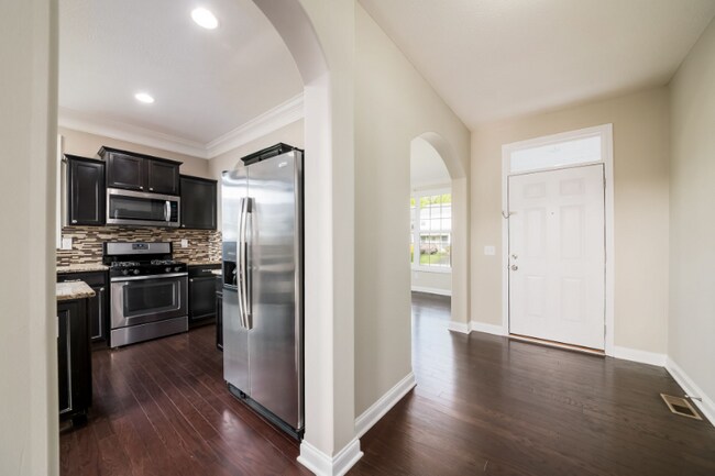 Building Photo - 8865 Sweetshade Dr