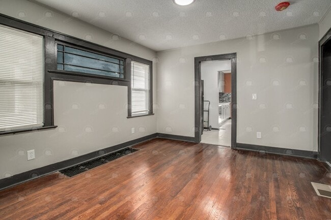 Building Photo - 4405 Bellefontaine Ave