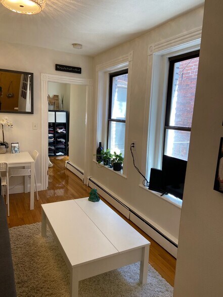 Building Photo - 22 Sheafe St