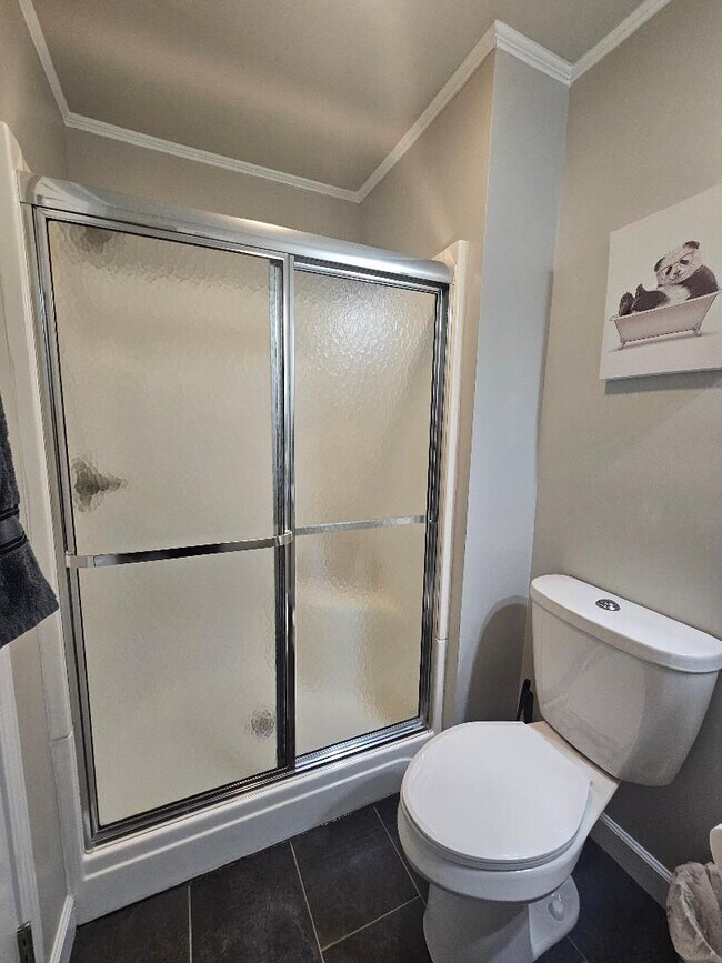 Building Photo - 3 Bedroom home minutes from Prisma Health and Downtown Greenville