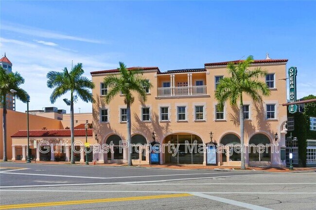 Building Photo - 301 S Gulfstream Ave