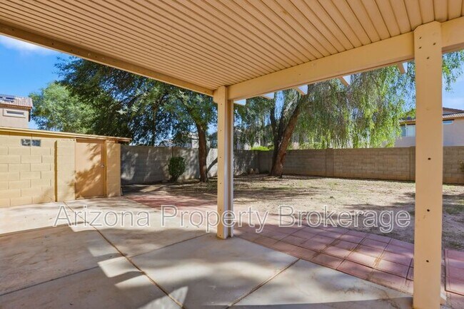 Building Photo - 13285 W Gelding Cir