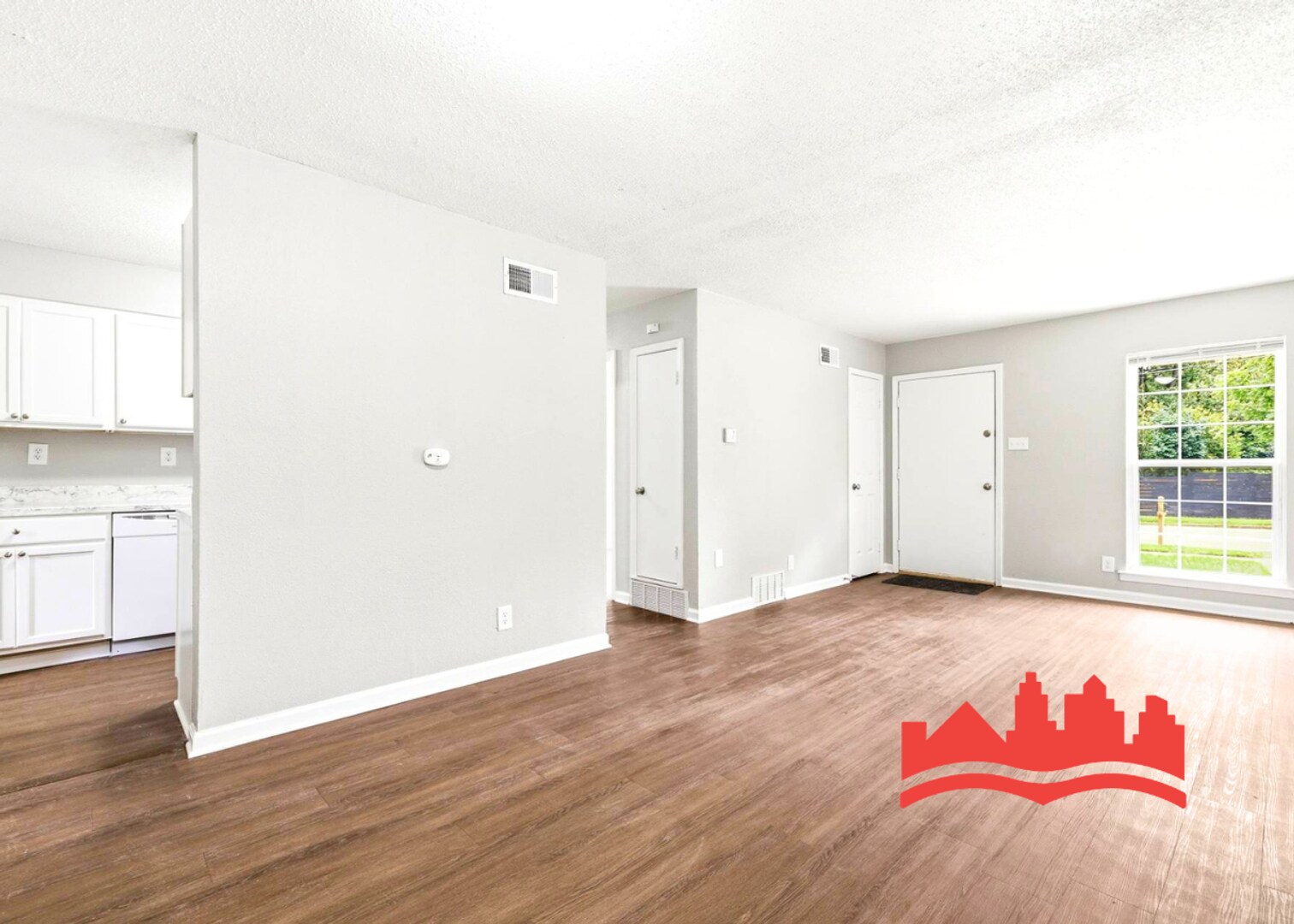 Building Photo - 2348 Millbrook Ave