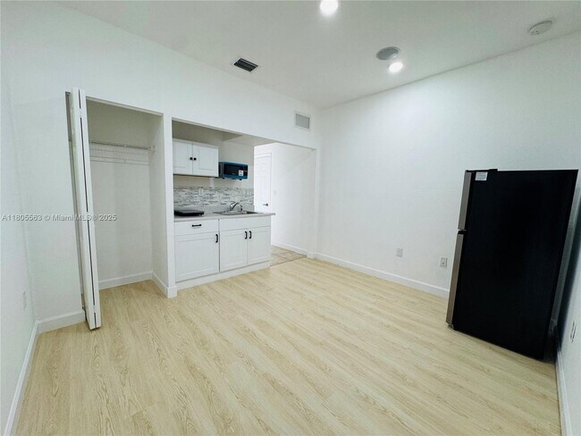 Building Photo - 11510 SW 240th Terrace