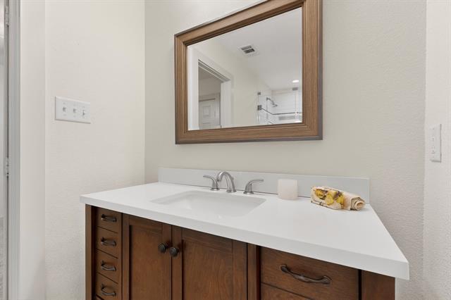 Building Photo - 10314 Baronne Cir