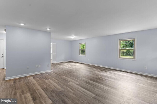 Building Photo - 13501 Ivy Way