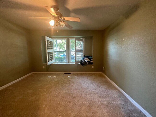 Building Photo - 2601 Bardolino Ln