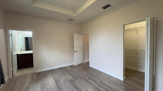 Building Photo - 5283 Ellery Terrace