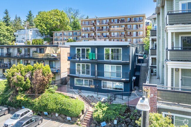 Building Photo - Nordic Lofts