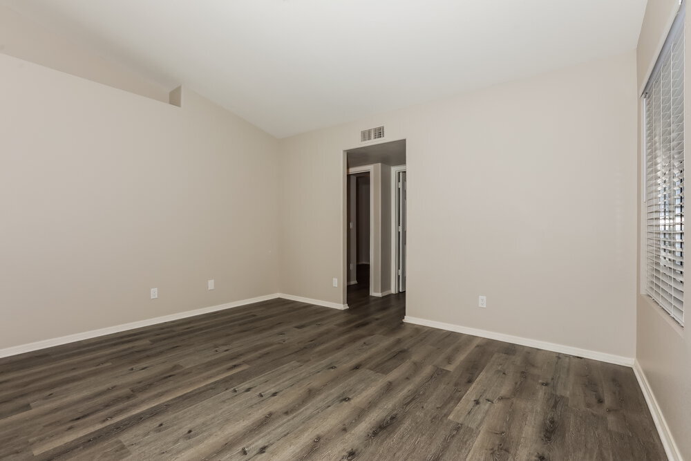 Building Photo - 1922 E Cortez Dr