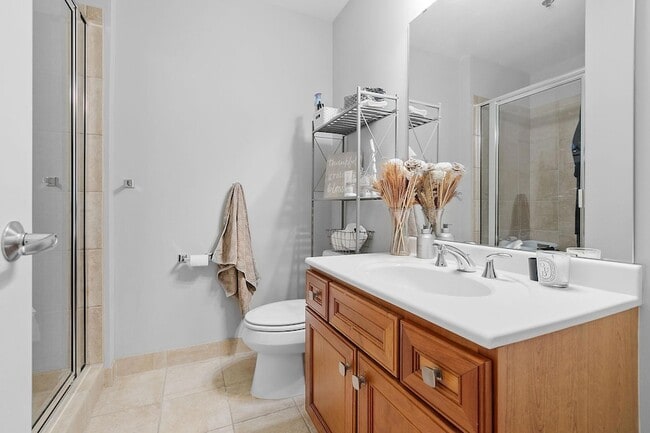 Building Photo - 929 Portland Ave