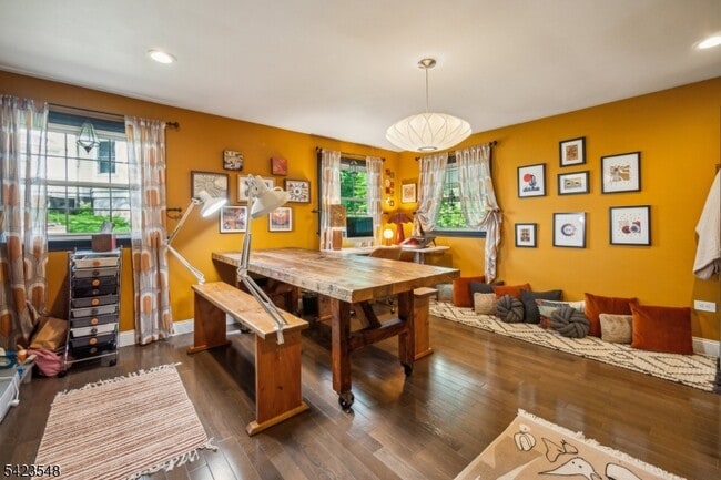 Building Photo - 678 Springfield Ave