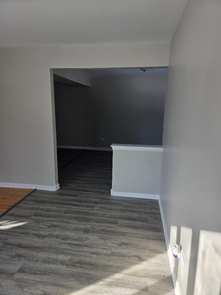 Building Photo - 20948 S 80th Ave