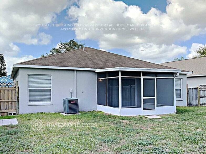 Building Photo - 25830 Bloomsbury Ct