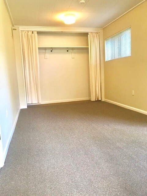 Building Photo - 1515-1525 Kalmia