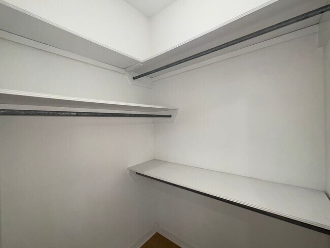 Building Photo - For Rent in Brandon School District!