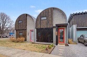 Building Photo - 2204 Austin Ave