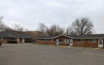 Building Photo - 1014 Montie Rd