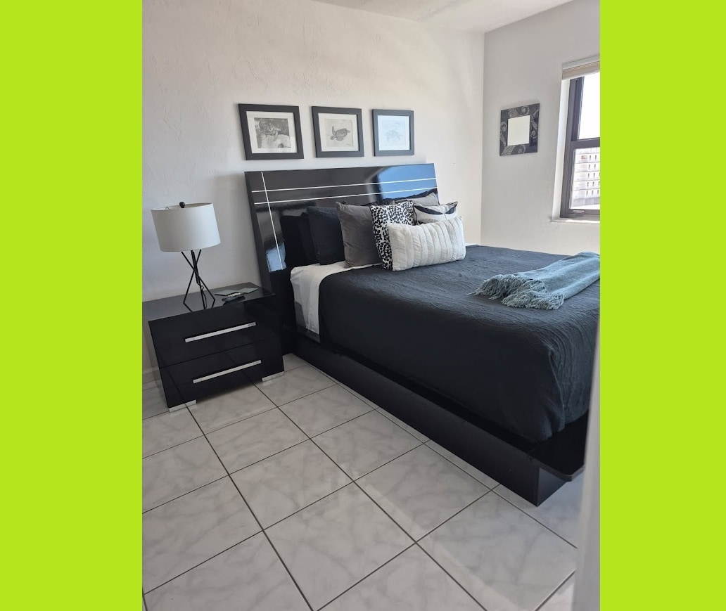 Building Photo - 6895 Estero Blvd