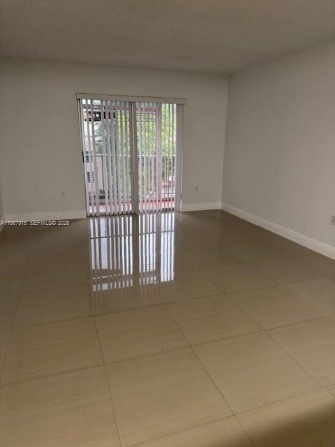 Building Photo - 6130 W 19th Ave