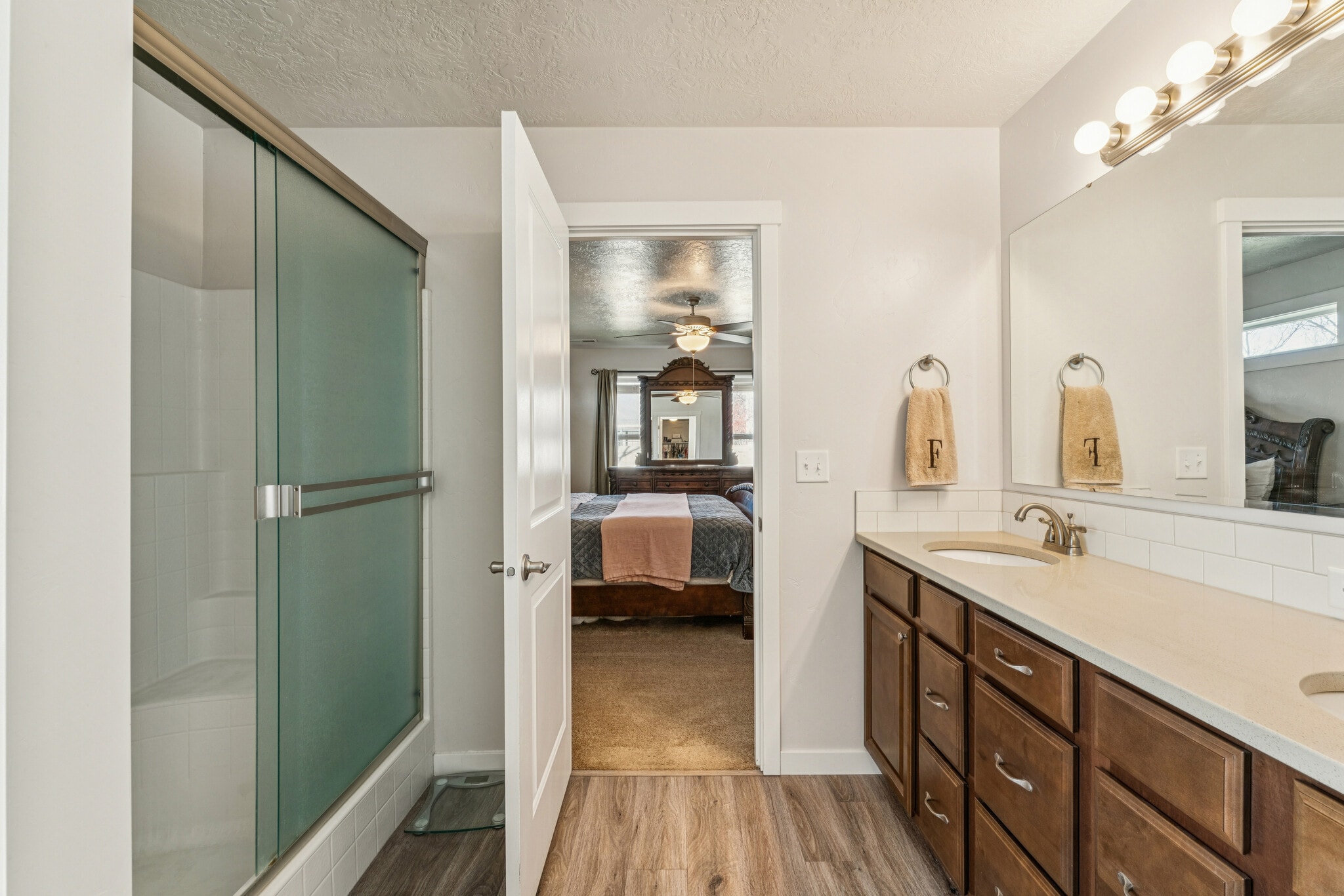 Building Photo - 4233 N Price Ave