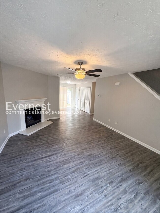 Building Photo - Charming 4-Bedroom Home with Modern Comforts / Pet-Friendly / Vouchers Accepted / Available Now!