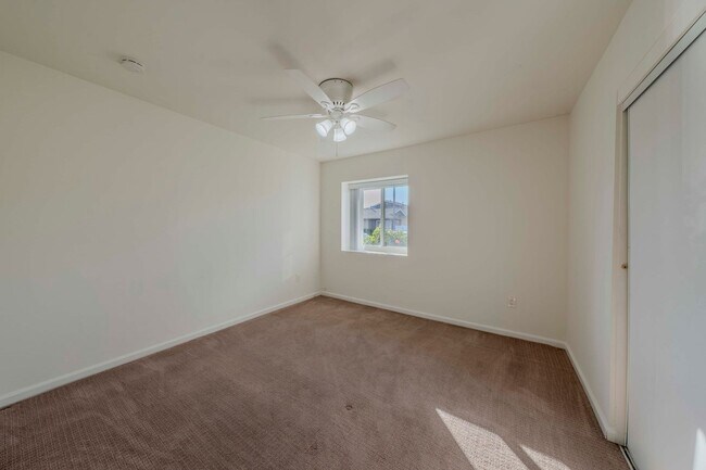 Building Photo - 16562 Sabot Ln