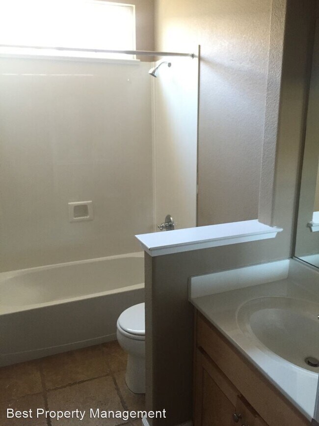 Building Photo - 5 br, 4 bath House - 337 Foothill Drive