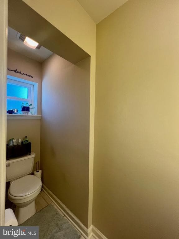 Building Photo - 1908 N Lincoln St