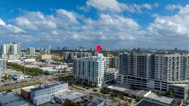 Building Photo - 140 S Dixie Hwy