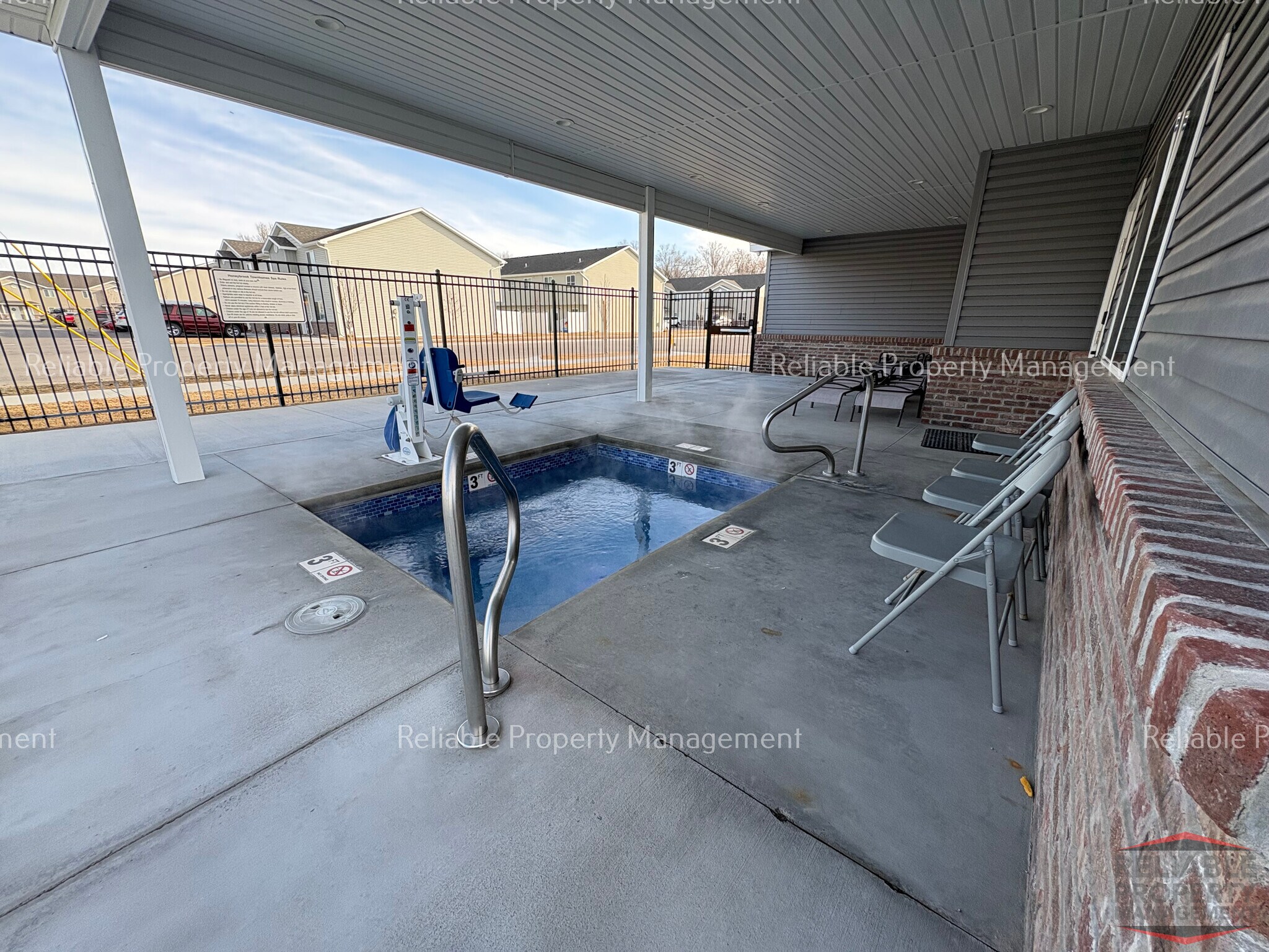 Building Photo - 1594 Hannah Ln