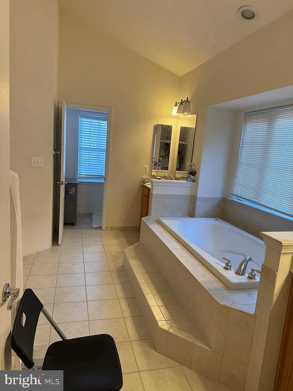 Building Photo - 24794 Serpentine Pl