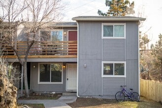 Building Photo - 2050 NW Deschutes Pl