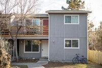 Building Photo - 2050 NW Deschutes Pl