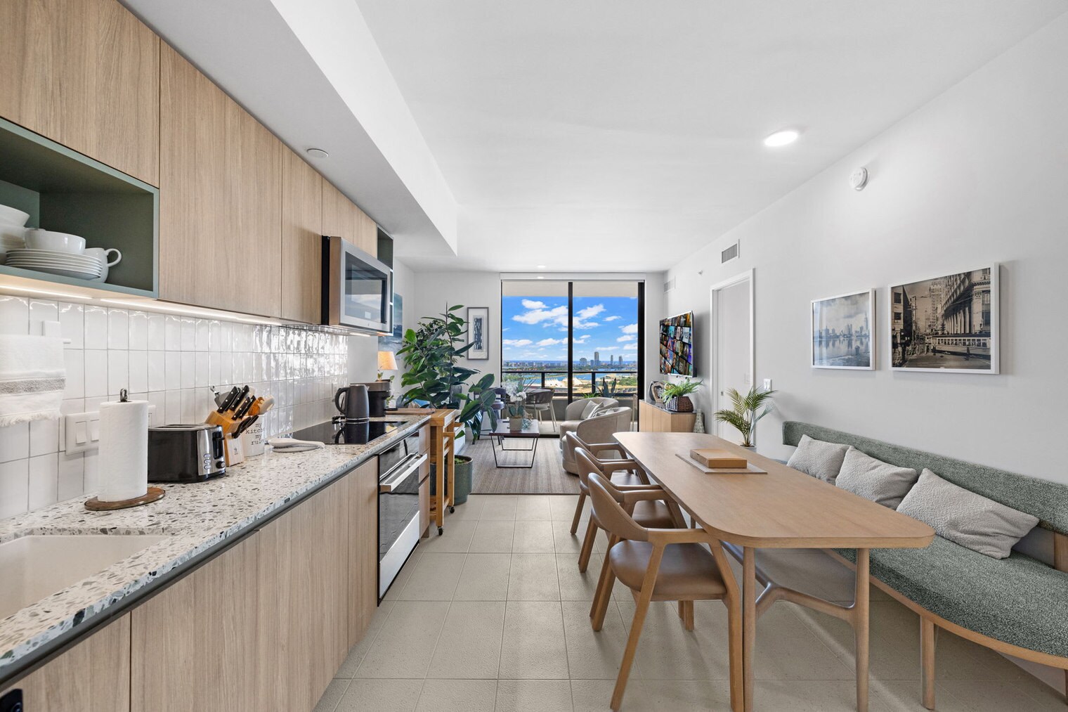 Building Photo - 159 NE 6th St