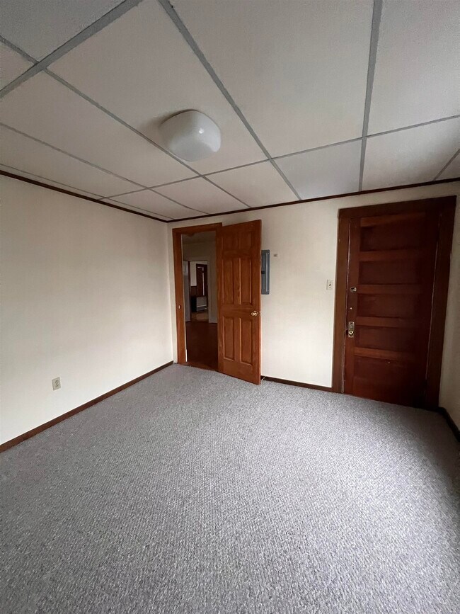 Building Photo - 198 Alsace St