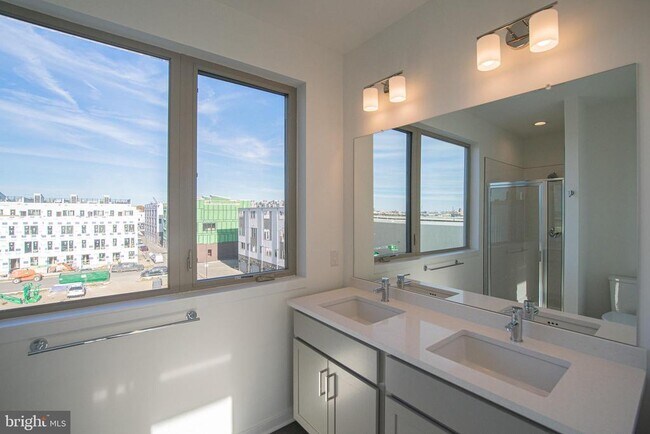 Building Photo - 3013 Evergreen Walk