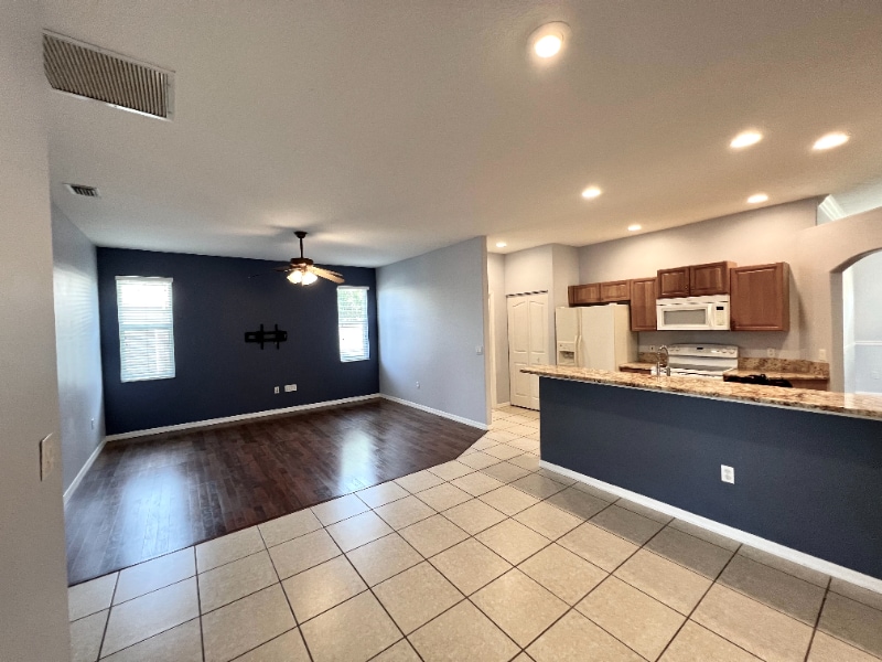 Building Photo - 6614 68th St E