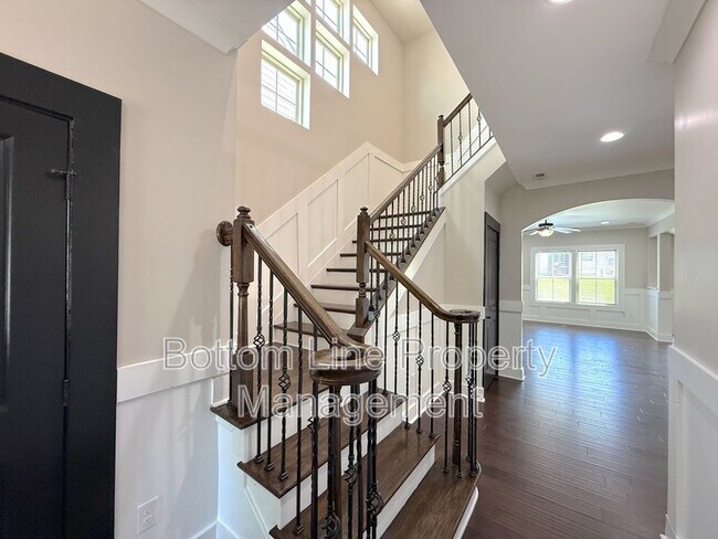 Building Photo - 2507 Alyssa Ln