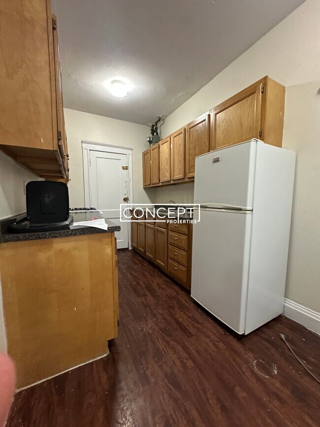 Building Photo - 1167 Boylston St