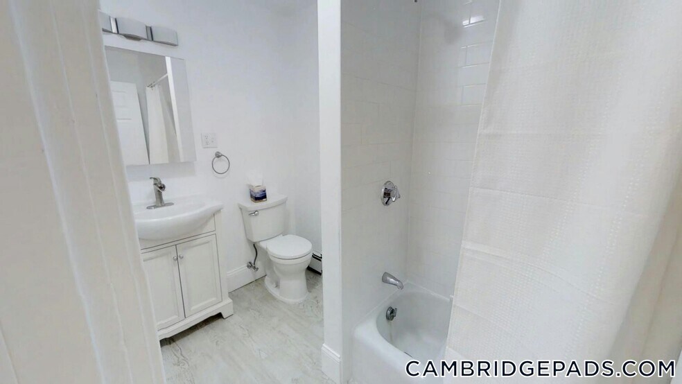 Building Photo - 65 Walden St