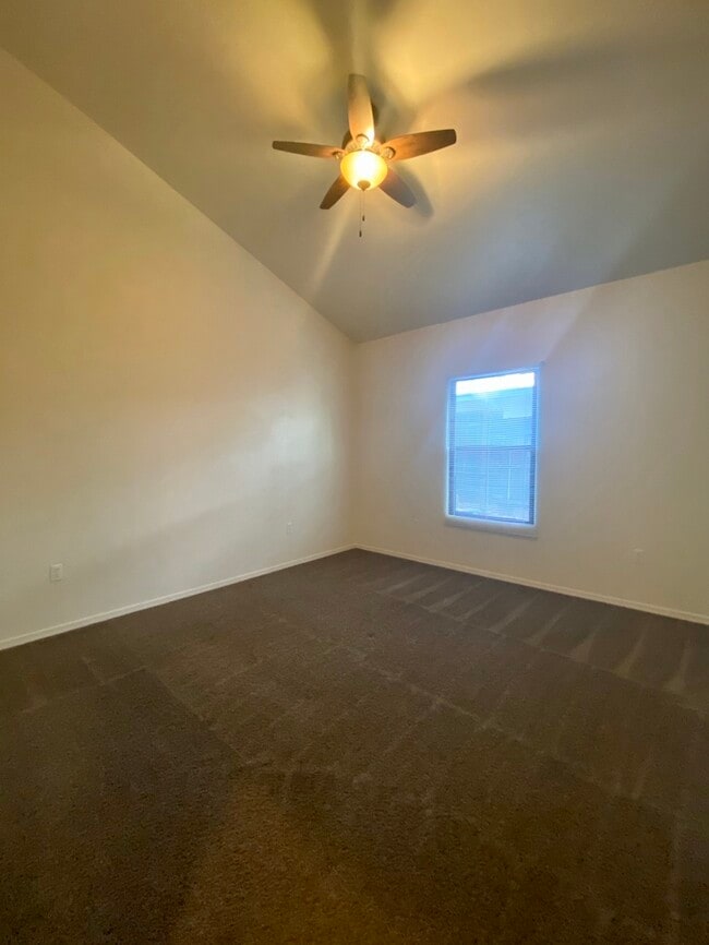 Building Photo - FOR RENT / Pre-Leasing